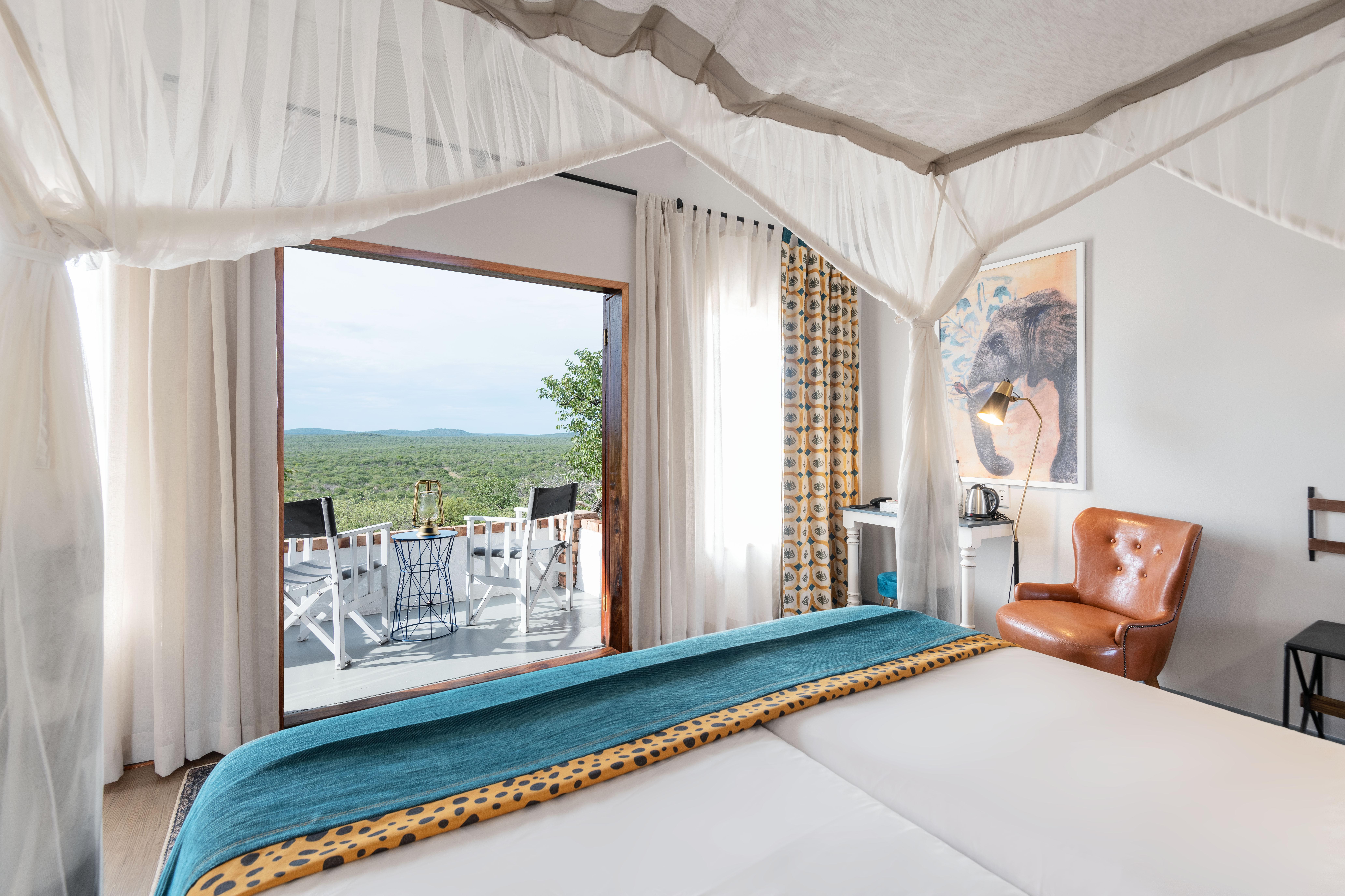 Gondwana Etosha Safari Lodge Okaukuejo Ngoại thất bức ảnh