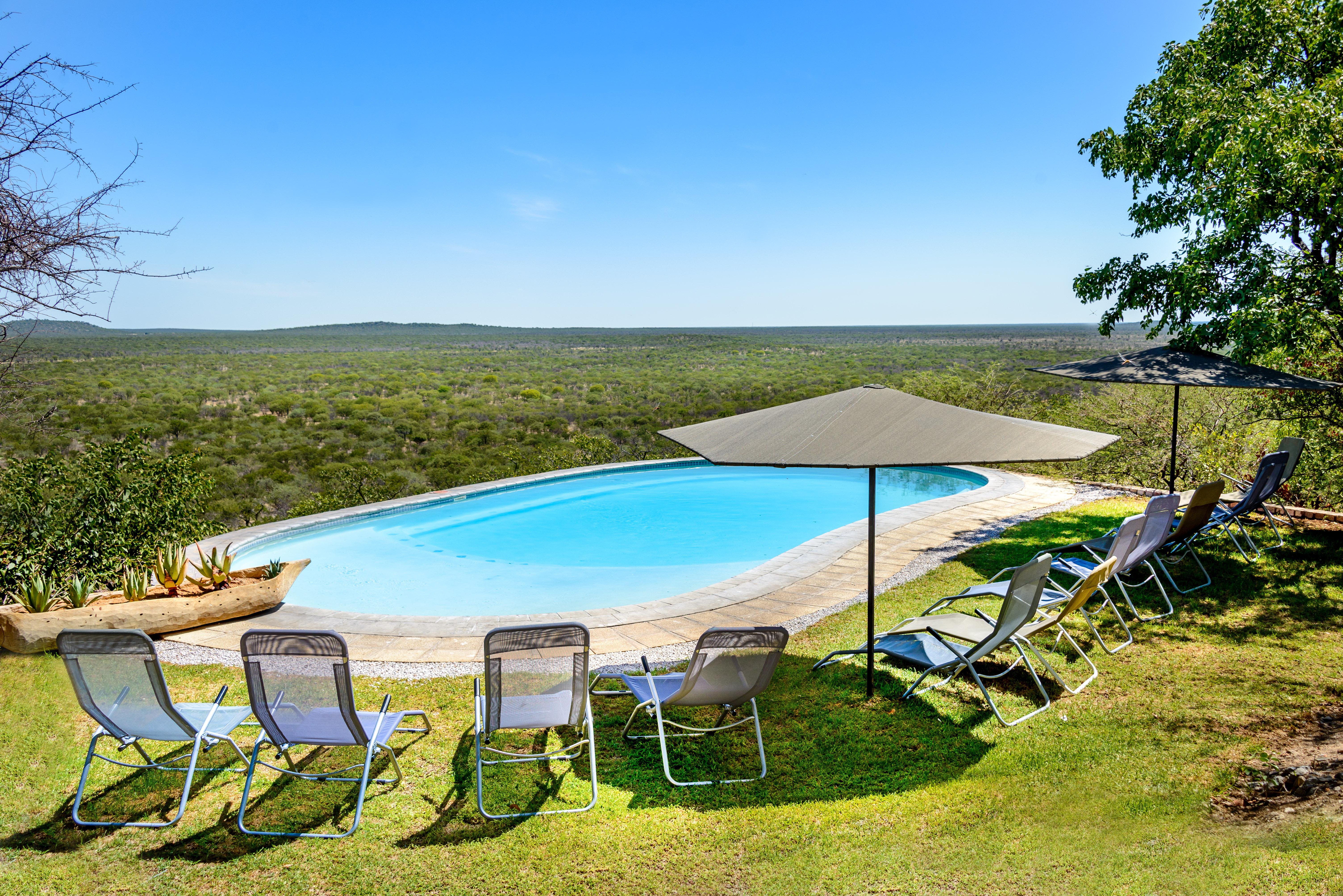 Gondwana Etosha Safari Lodge Okaukuejo Ngoại thất bức ảnh