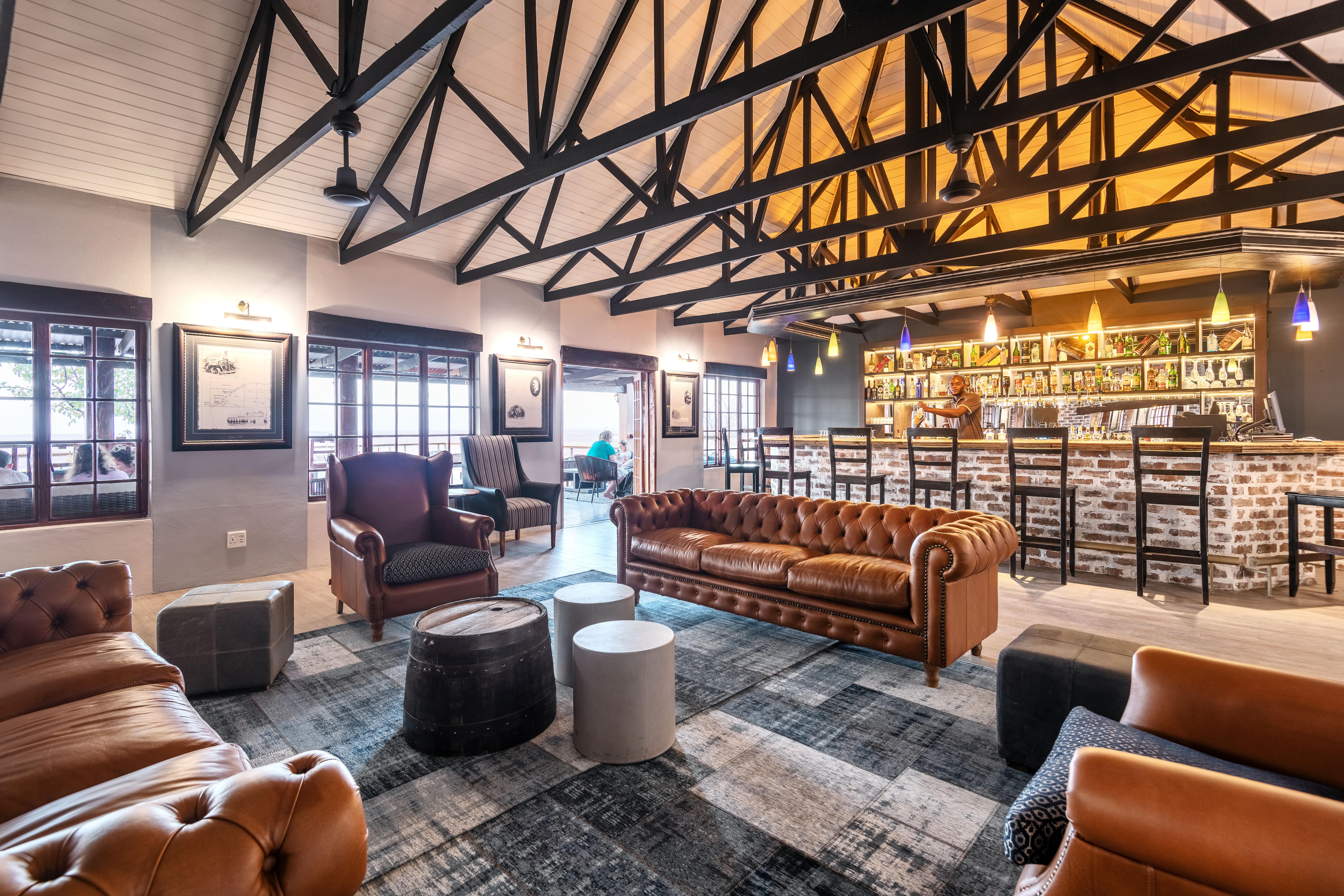 Gondwana Etosha Safari Lodge Okaukuejo Ngoại thất bức ảnh