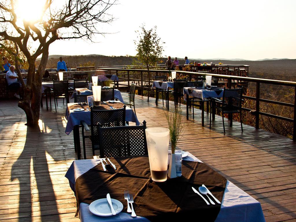 Gondwana Etosha Safari Lodge Okaukuejo Ngoại thất bức ảnh