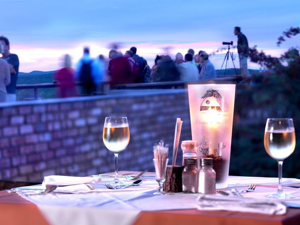 Gondwana Etosha Safari Lodge Okaukuejo Ngoại thất bức ảnh
