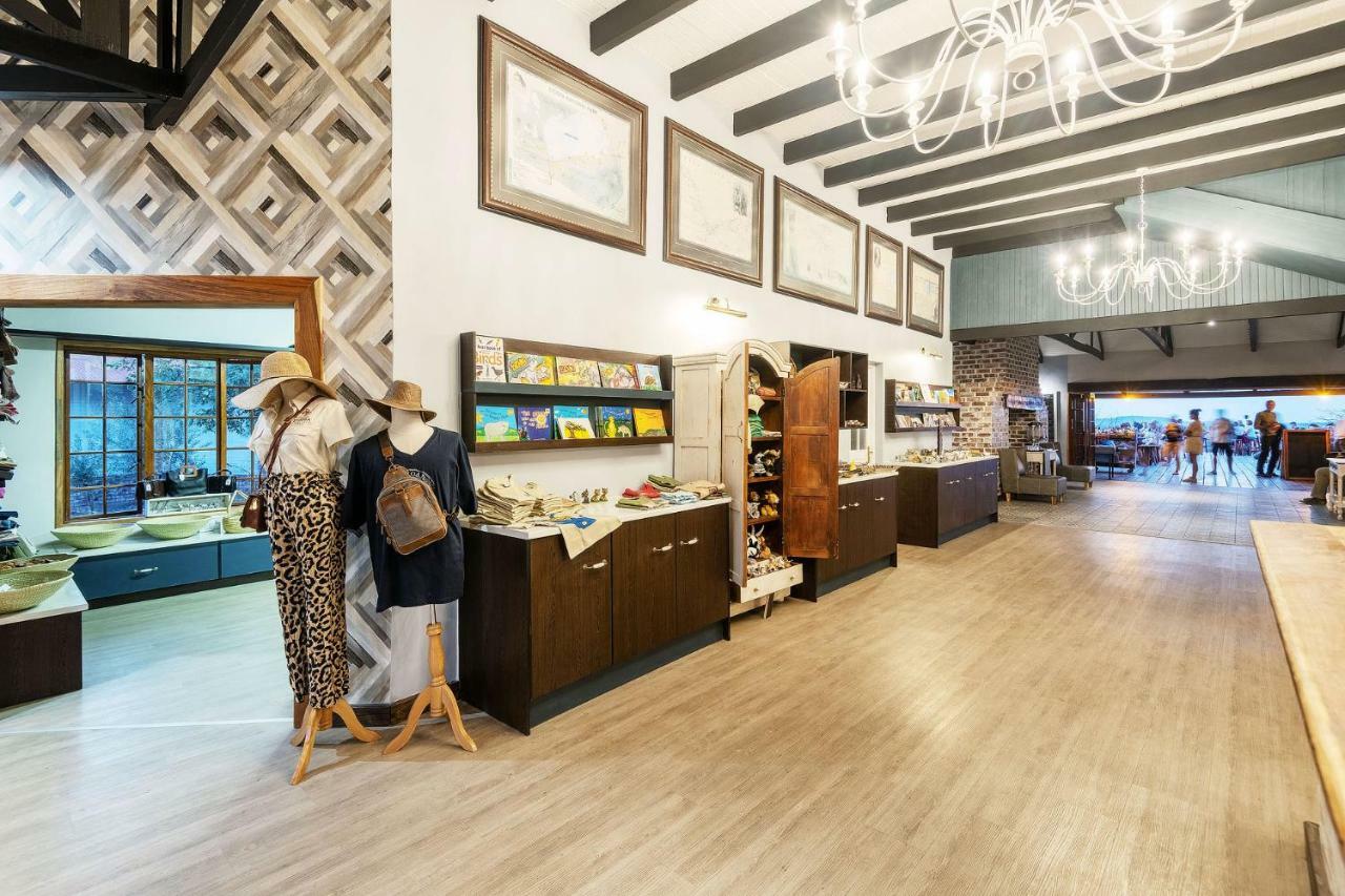 Gondwana Etosha Safari Lodge Okaukuejo Ngoại thất bức ảnh