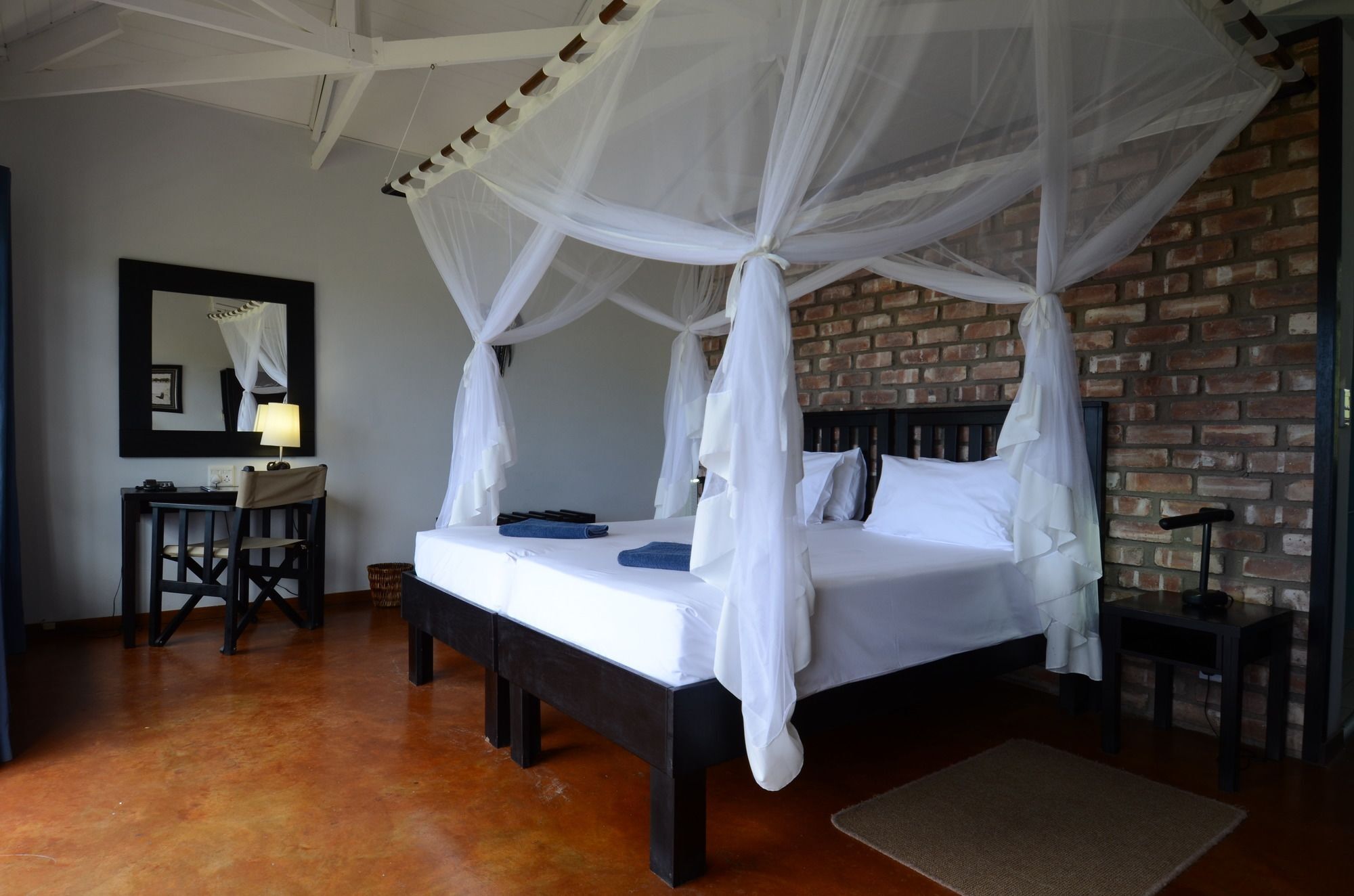 Gondwana Etosha Safari Lodge Okaukuejo Ngoại thất bức ảnh